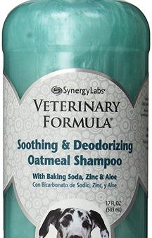 VETERINARY FORMULA - Soothing and Deodorizing Oatmeal Shampoo - 17 fl. oz. (500 ml) Hot on Sale